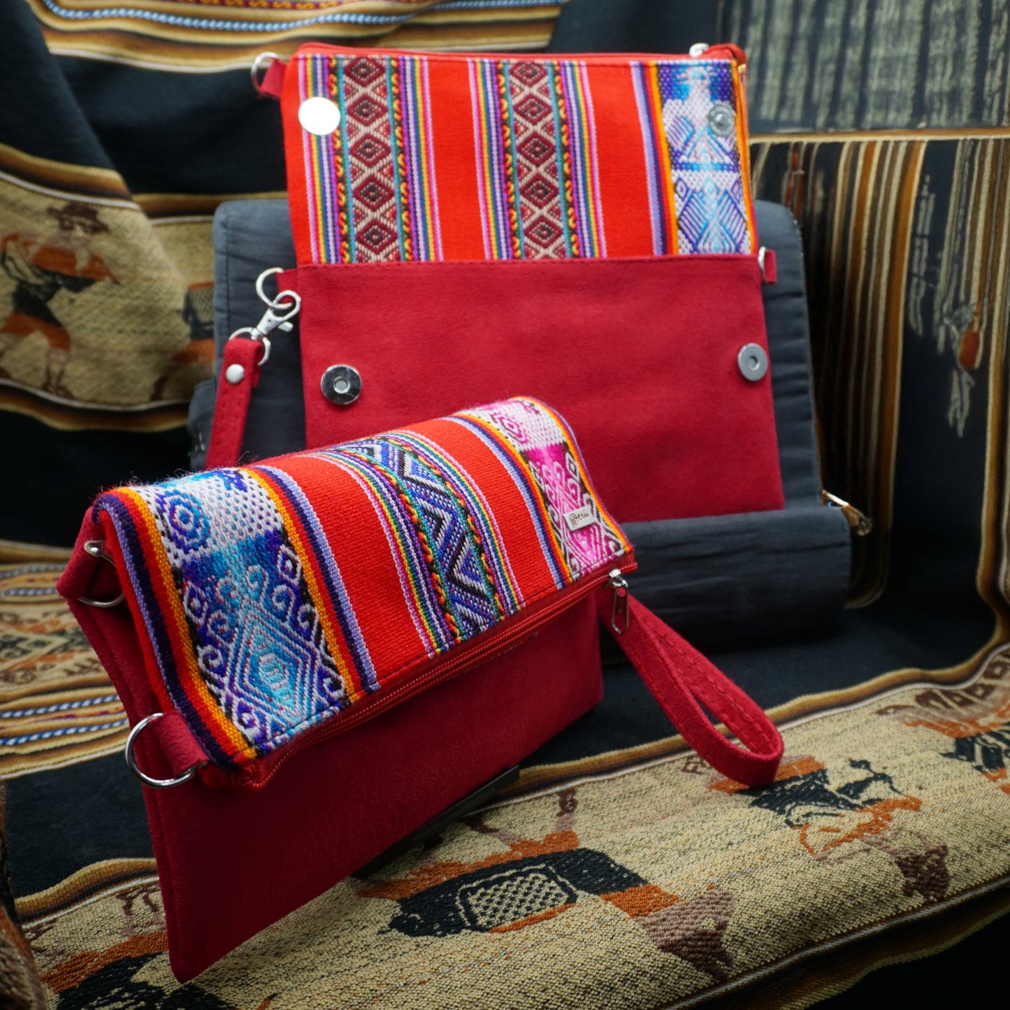 Red 2-in-1 Peruvian Leather Handbag with Andean Textile – Shoulder & Crossbody