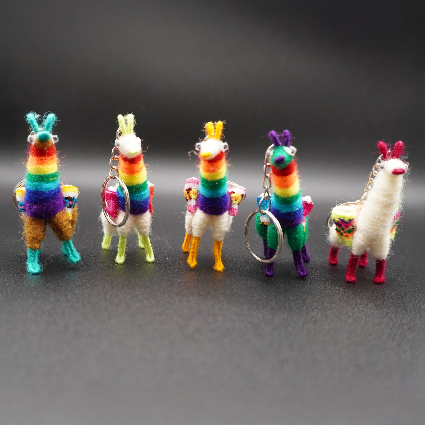 Peru Wool Llama Keychain – Handmade Souvenir Gift