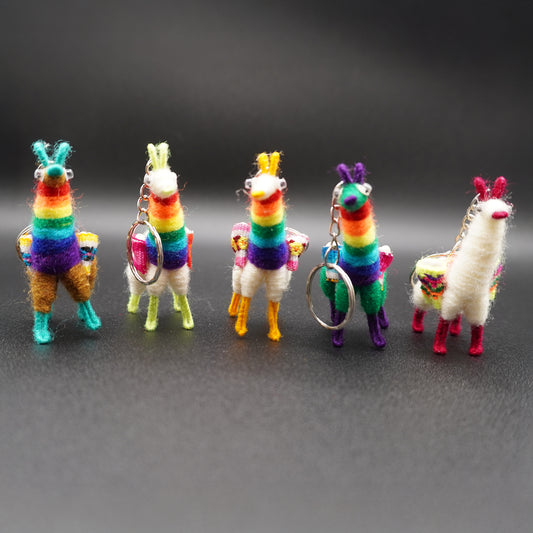 Peru Wool Llama Keychain – Handmade Souvenir Gift